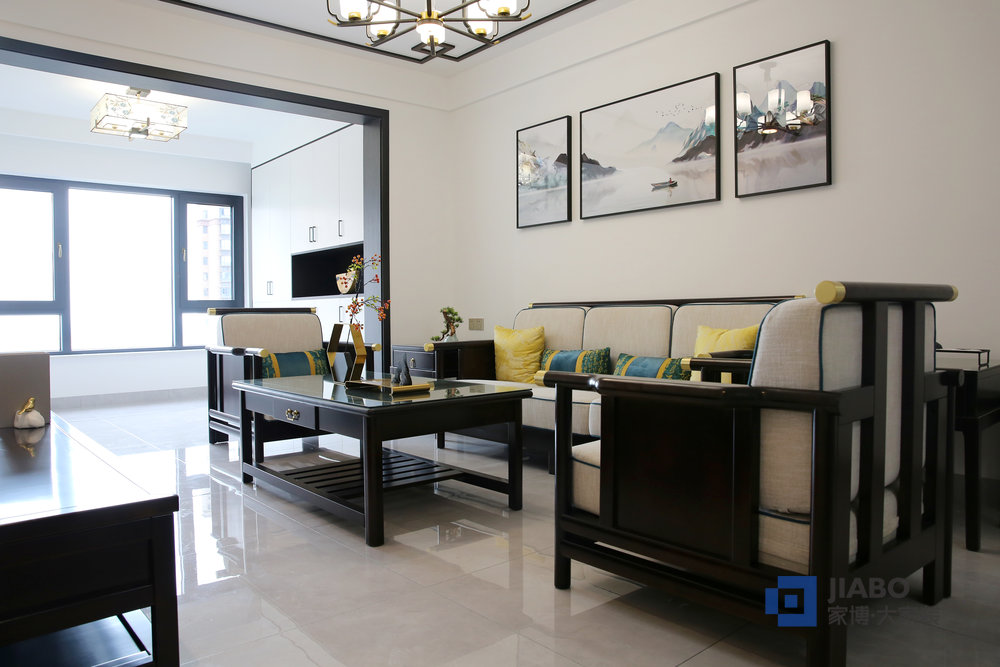 株洲青龍灣100m2三室兩廳裝修樣板間 客廳.jpg