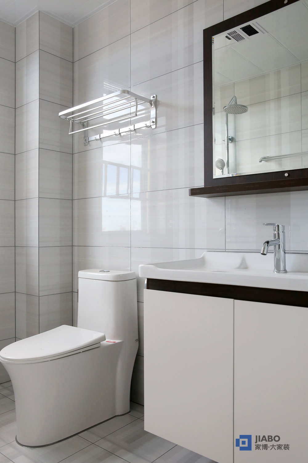 桂花城三室兩廳港式風(fēng)格裝修案例 衛(wèi)生間.jpg