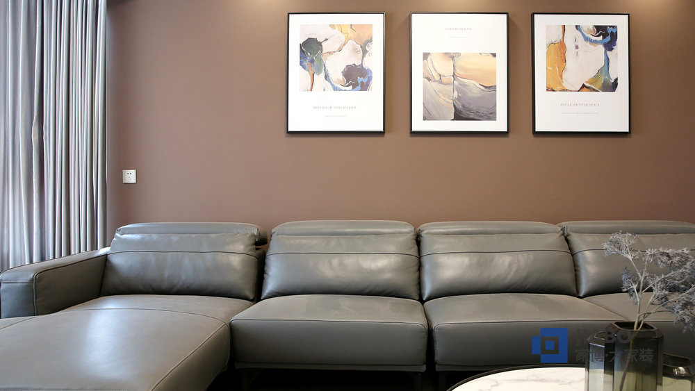 紫金華府裝修效果圖現(xiàn)代簡約風(fēng)格設(shè)計(jì)案例 沙發(fā)背景墻.jpg